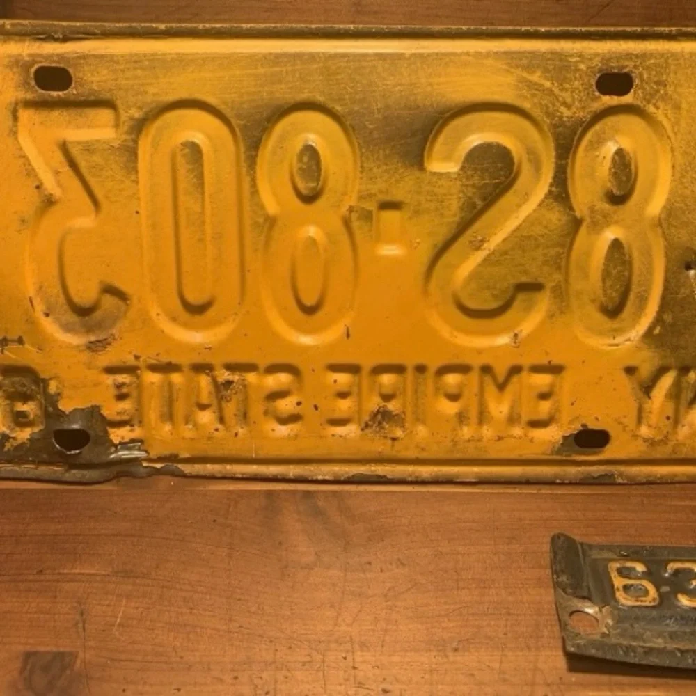 Vintage 1962 NY EMPIRE STATE License Plate 8S- 803 W/ 63 Tag